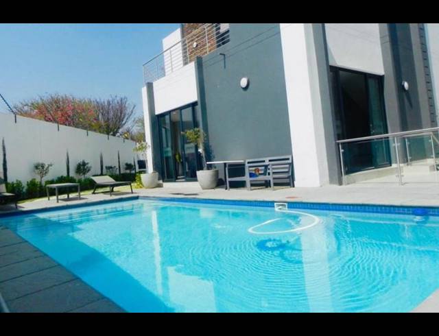 1 BEDROOM PROPERTY TO RENT IN CARLSWALD